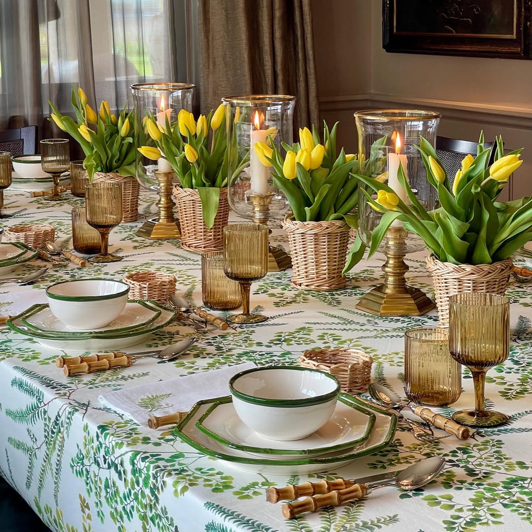 ‘Spring Leafs’ Tablecloth